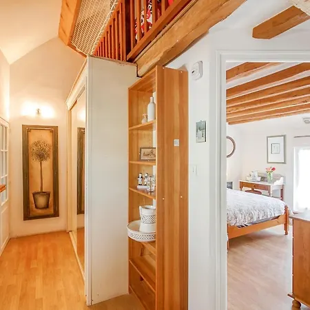 Leomie - Maison En Pierre Au Pied Des Vignes - Monthurel