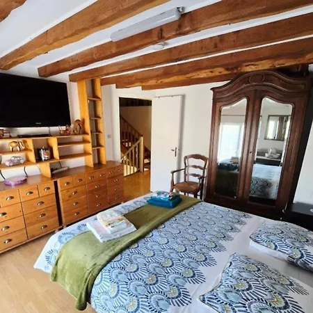 Hébergement de vacances Leomie - Maison En Pierre Au Pied Des Vignes - Monthurel