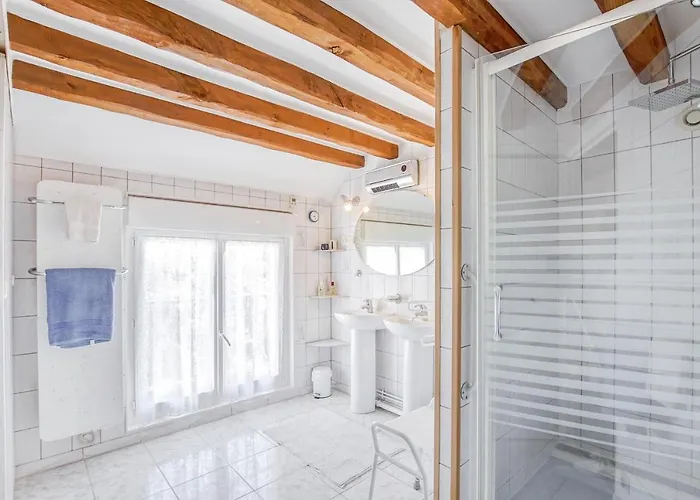 Leomie - Maison En Pierre Au Pied Des Vignes - Hébergement de vacances *